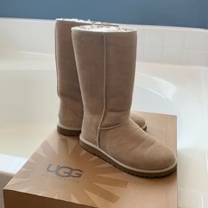 Ugg Classic Tall boots